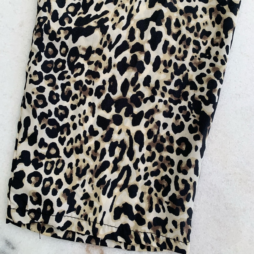NWOT Forever 21 Wide Leg Leopard Pants - Picture 2 of 7